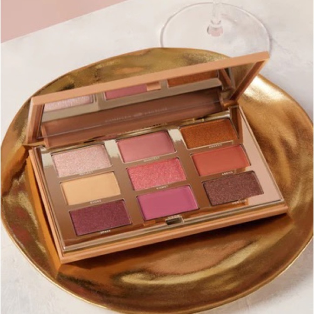 Complex Culture Future’s So Bright Eyeshadow Palette BNIB